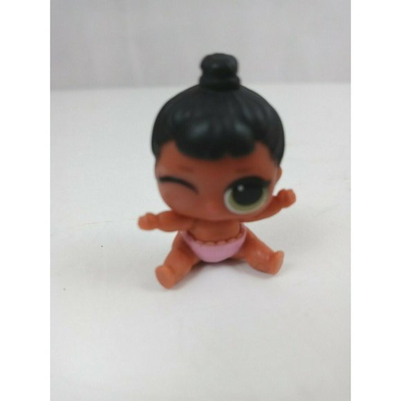 LOL Surprise Doll Lil Honeybun Baby Lil Sis 1.5" Doll - Picture 1 of 5